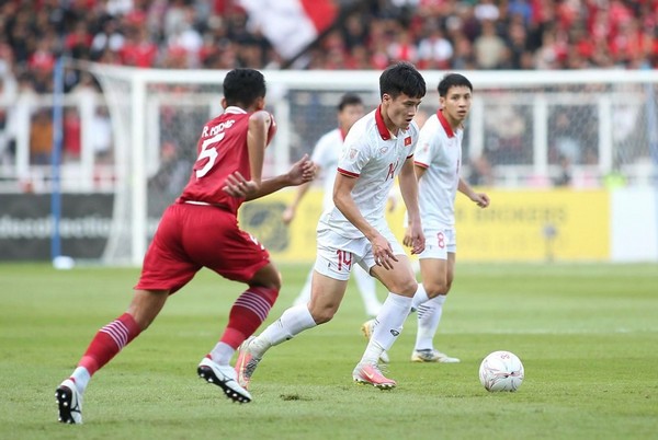 3 nhân tố ĐT Việt Nam thi đấu ổn định ở trận hòa Indonesia - Bóng Đá