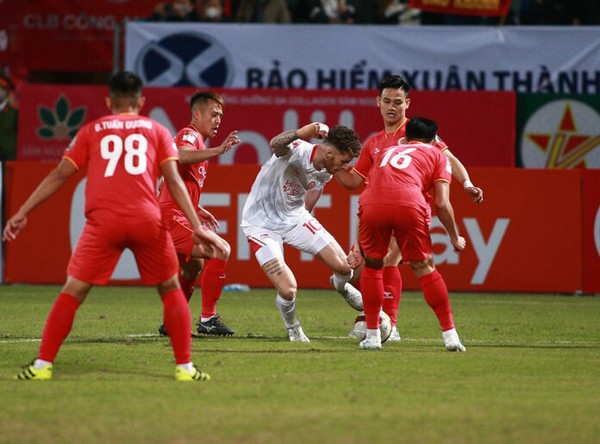 Vòng 3 V-League: Dàn sao ĐT Việt Nam bùng nổ; HAGL kiên cường; CAHN gục ngã - Bóng Đá