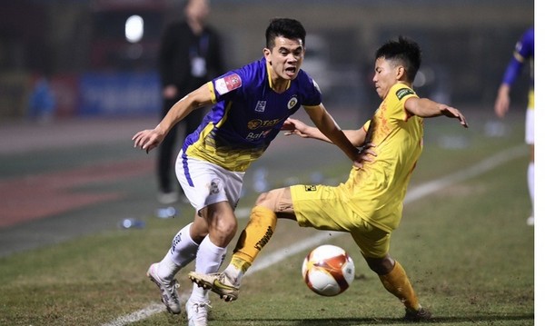 2 bàn thắng trong 4 phút bù giờ tại Nha Trang; Báo Trung Quốc 