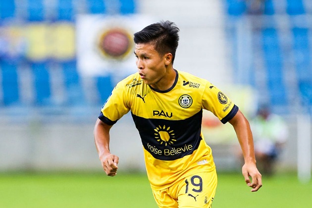Pau FC đặt dấu chấm hết cho Quang Hải; Sao U22 Việt Nam khiến ông Troussier lo sốt vó - Bóng Đá