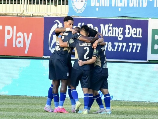 ĐT Việt Nam chốt đối thủ đá giao hữu; Indonesia sắp đối đầu Messi - Bóng Đá