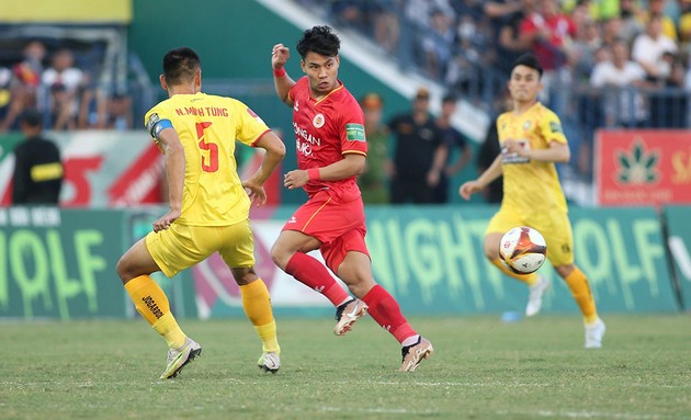 Phép thuật giúp CAHN dễ tạo bom tấn tại V-League - Bóng Đá