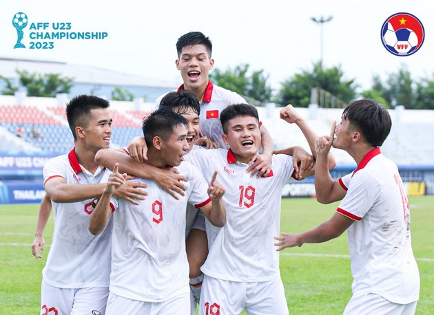 CĐV ĐNÁ gọi tên Indonesia sau chiến thắng của U23 Việt Nam; HLV Thanh Hóa viết tâm thư xúc động - Bóng Đá