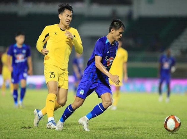 Australia sắp đối đầu ĐT Việt Nam tại AFF Cup; Cựu cầu thủ Serie A đến V-League - Bóng Đá