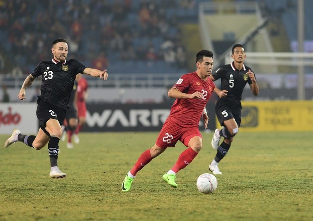 Sao HAGL lọt top QBV; Người Indonesia đòi kiện Việt Nam lên FIFA - Bóng Đá