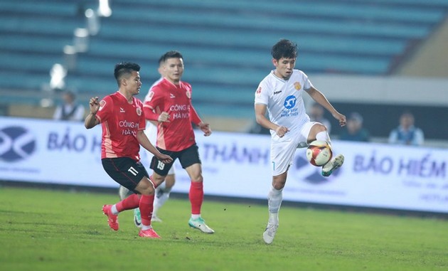 3 điều rút ra sao trận đấu kịch tính giữa Nam Định và CAHN - Bóng Đá
