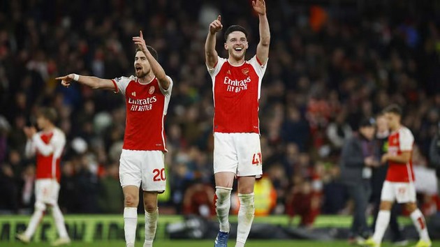 Tuyến giữa của Arsenal thi đấu quá xuất sắc trước Liverpool..