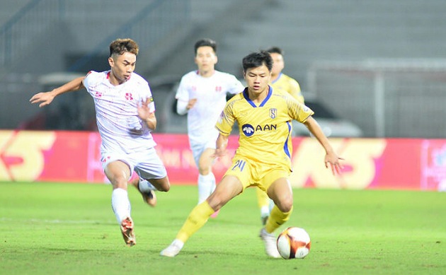 CAHN phá dớp trước Thanh Hóa; SLNA giành điểm ở phút 89 - Bóng Đá