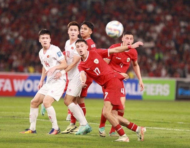 Lộ đội hình xuất phát tuyển Việt Nam tái đấu Indonesia; HLV Troussier bắt cầu thủ nhận trách nhiệm - Bóng Đá