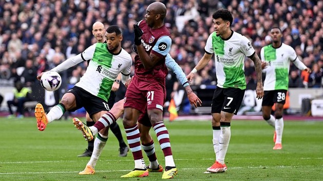 3 điều rút ra từ cuộc đua vô địch Premier League sau vòng 35 - Bóng Đá