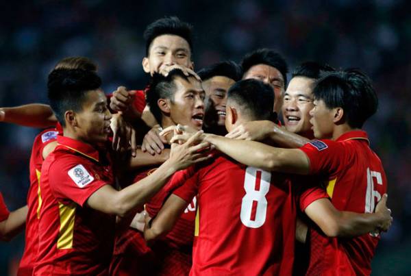 Điểm tin bóng đá Việt Nam tối 30/09: V-League quá nhỏ bé sơ với Quang Hải - Bóng Đá