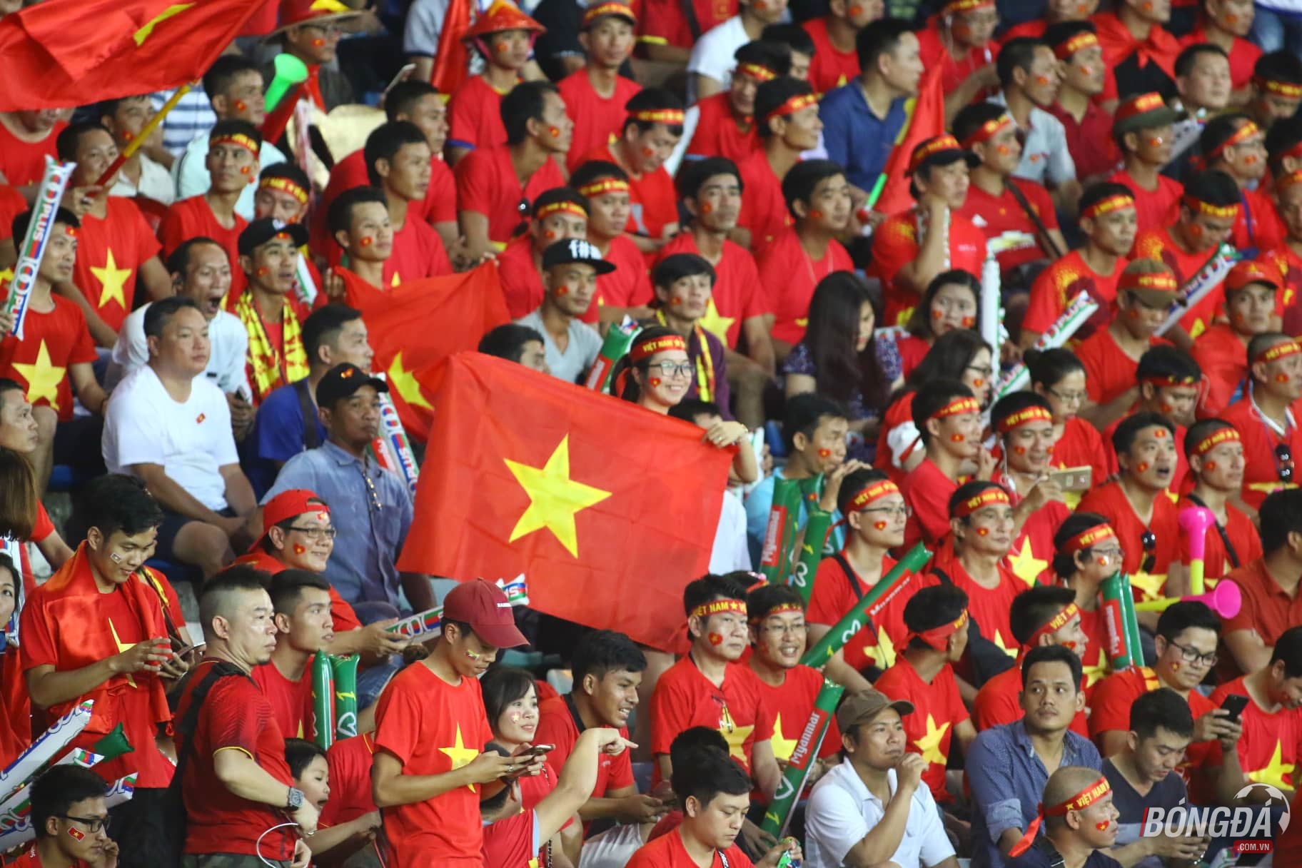 Điểm tin bóng đá Việt Nam tối 20/11: Việt Nam đá AFF Cup như thể Hàn Quốc dự World Cup - Bóng Đá
