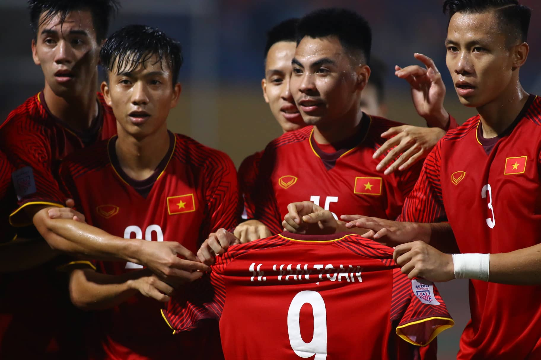 Điểm tin bóng đá Việt Nam sáng 02/12: Văn Hậu vào nhóm 4 cầu thủ trẻ hay nhất AFF Cup - Bóng Đá