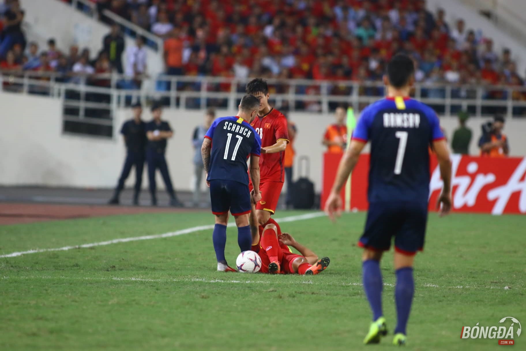TRỰC TIẾP ĐT Việt Nam 0-0 ĐT Philippines: Đội khách chơi quá rắn - Bóng Đá