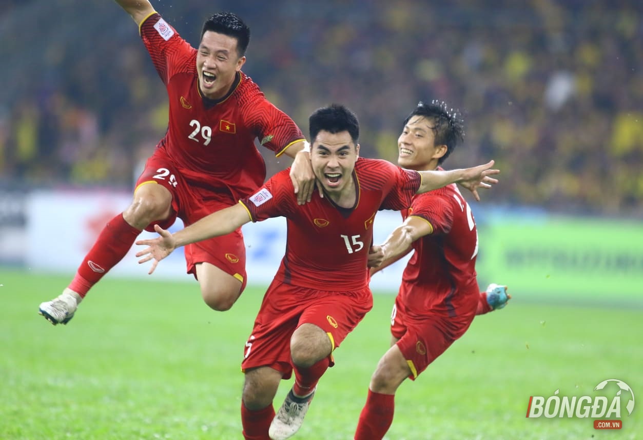 TRỰC TIẾP ĐT Malaysia 1-2 ĐT Việt Nam: Chủ nhà có bàn gỡ - Bóng Đá
