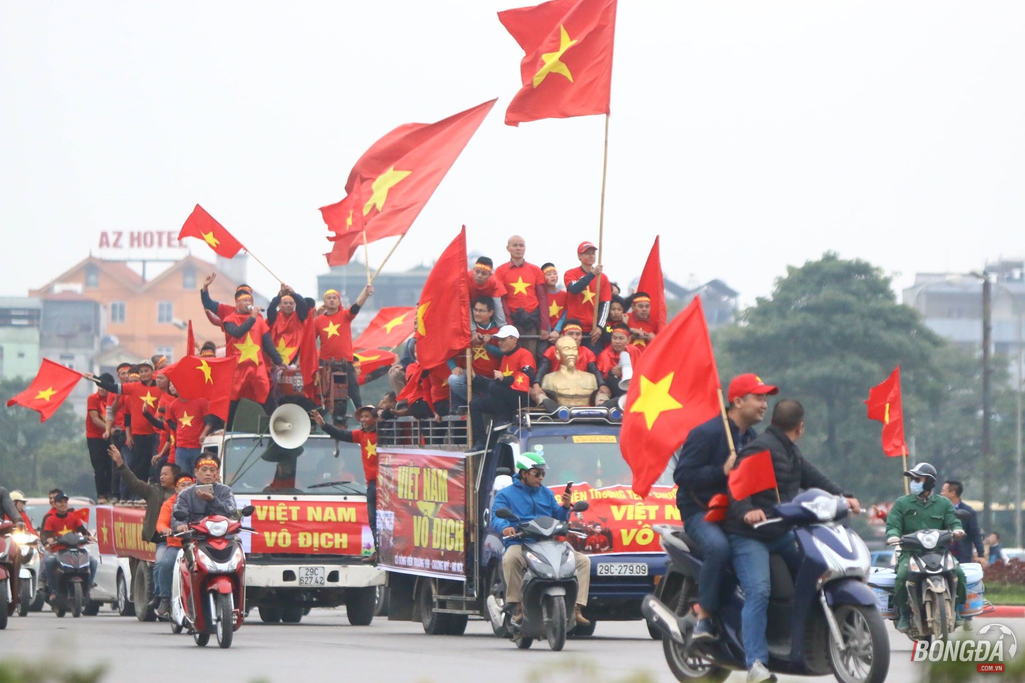 Fan nô nức tiếp lửa ĐT Việt Nam - Bóng Đá