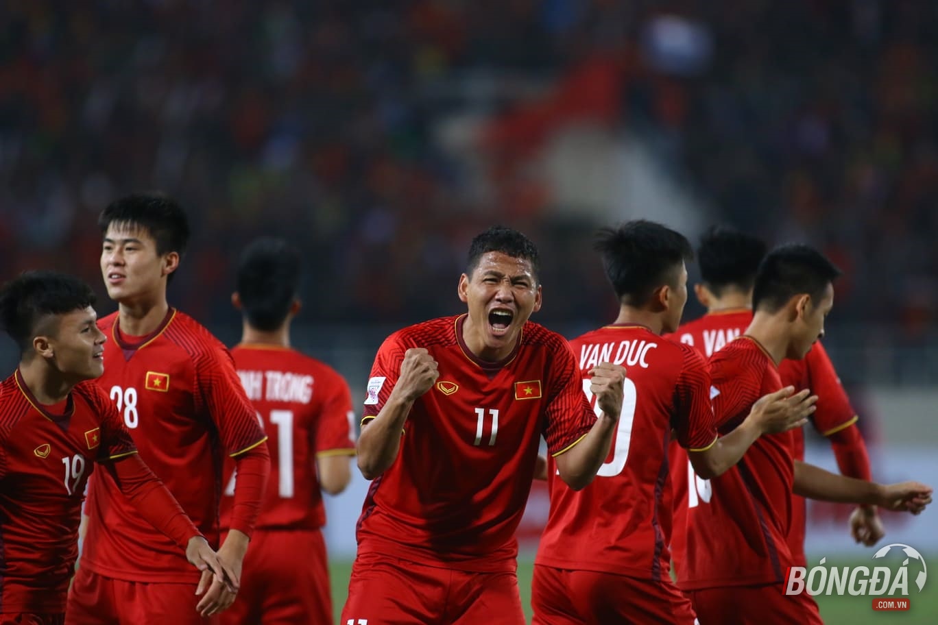 TRỰC TIẾP: ĐT Việt Nam 1-0 ĐT Malaysia: Anh Đức volley ghi bàn - Bóng Đá