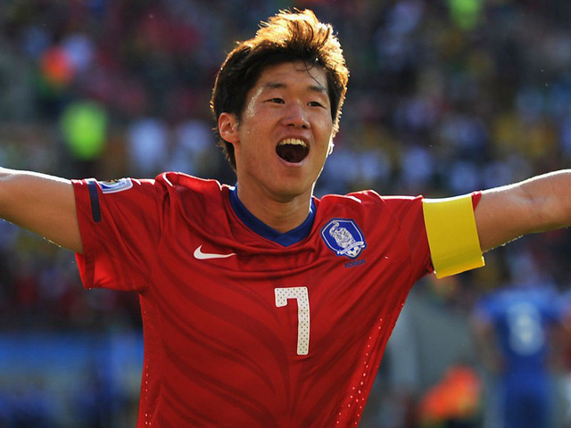 Điểm tin bóng đá Việt Nam tối 18/12: Park Ji Sung chức mừng ĐT Việt Nam và HLV Park Hang-seo - Bóng Đá
