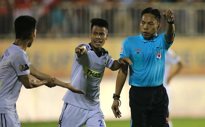 "Trọng tài đã làm cho HAGL bị thiệt thòi"