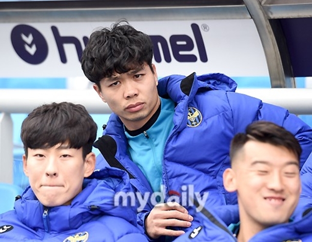 Nhà báo K-League nêu lý do khiến Công Phượng gặp áp lực lớn tại Incheon United - Bóng Đá
