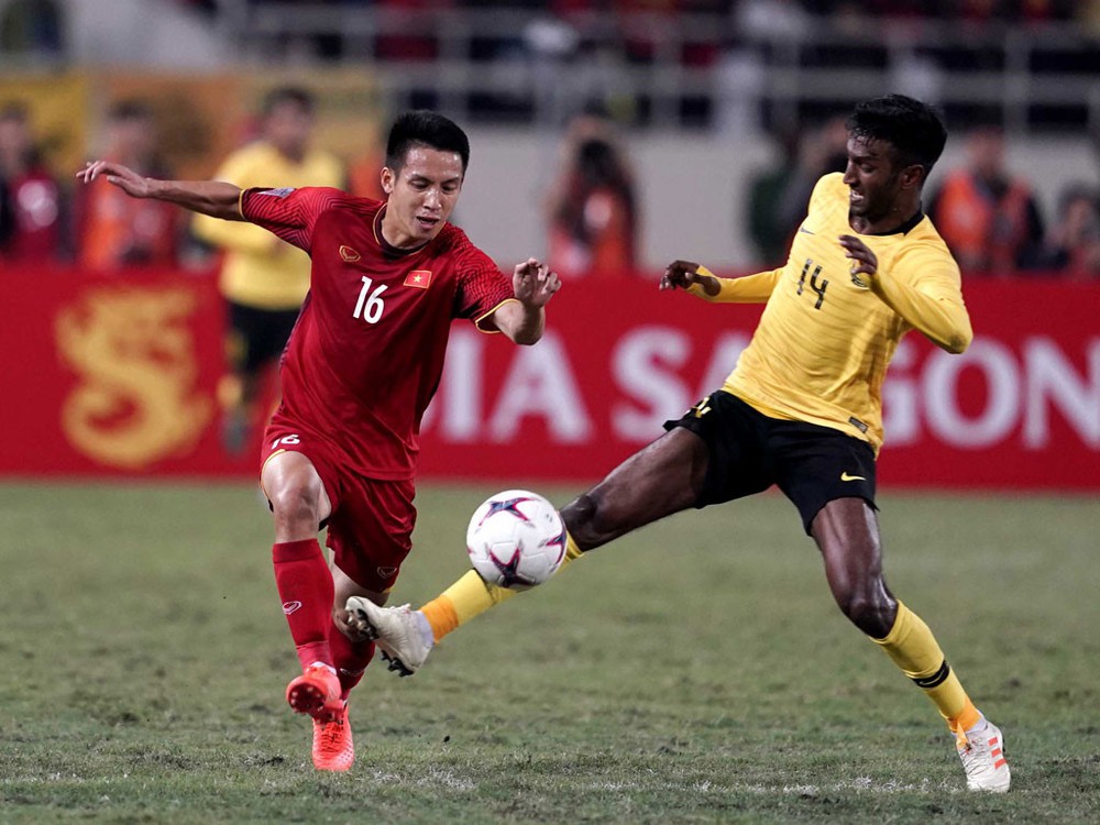 ĐT Việt Nam đấu Thái Lan: HLV Park Hang-seo lo lắng cho hàng tiền vệ - Bóng Đá