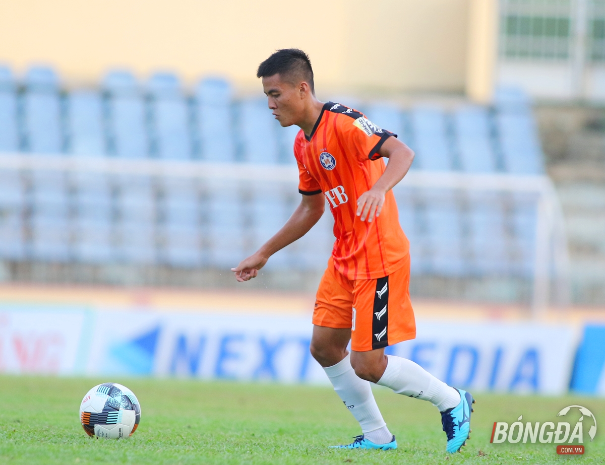 HLV Lê Huỳnh Đức hài lòng với màn thể hiện của cựu tuyển thủ U19 Việt Nam - Bóng Đá