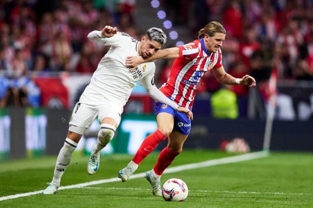 Real Madrid cần Valverde hy sinh cho mục đích chung