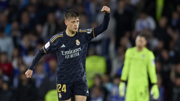 Tài năng của Guler là rõ nhưng Arsenal đành ngậm ngùi chờ