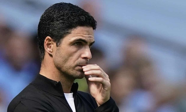 Arteta bất ngờ trước quyết định của 'cánh tay phải' Edu