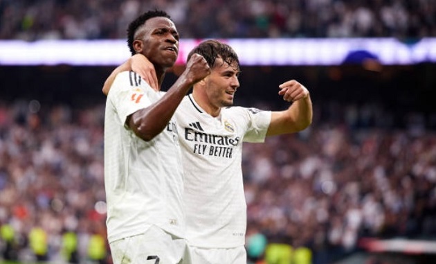 Real Madrid tìm lại phong độ: Đè bẹp Osasuna nhờ cú hat-trick của Vinicius