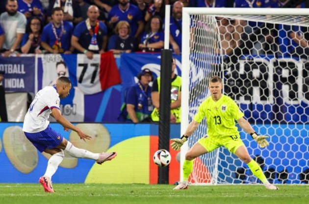 Ảnh bài viết Ngày siêu đen đủi của Kylian Mbappe