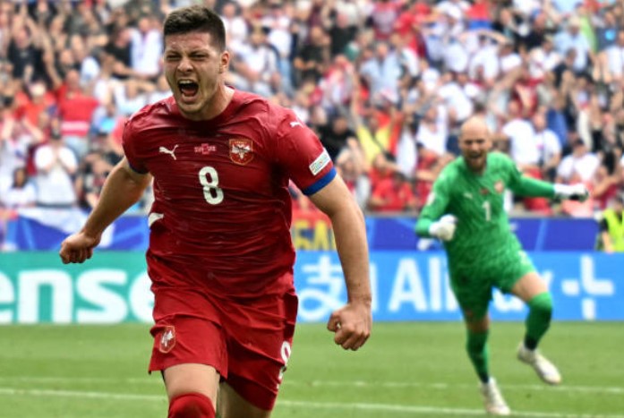 5 điểm nhấn Slovenia 1-1 Serbia: Kịch tính giây cuối; Mục tiêu của Arsenal đá tệ