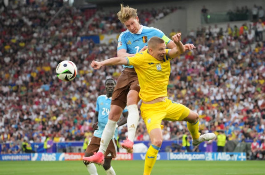 Điểm tin tối EURO 27/6: Carragher không kỳ vọng nhiều vào Mainoo; Declan Rice hành động khiến đối thủ nể phục