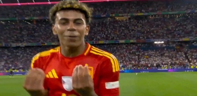 Ảnh bài viết Ngay sau trận, Yamal mỉa mai Rabiot trên sóng trực tiếp