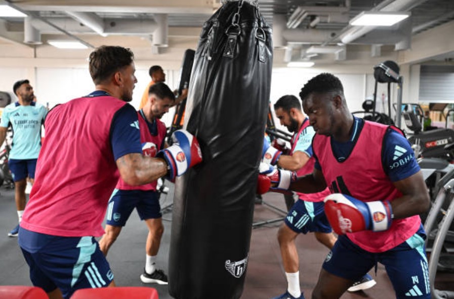 Ảnh bài viết Nketiah quyết tâm ghi điểm với Arteta bằng bài tập dị