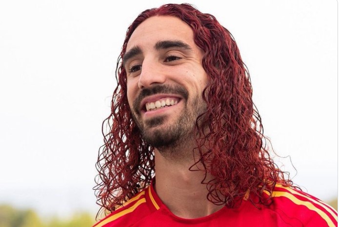 Marc Cucurella quân tử, thực hiện lời hứa ngay khi vô địch EURO