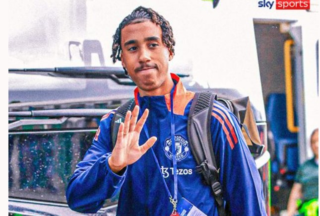 Ảnh bài viết NÓNG! Leny Yoro đá chính trong cuộc đối đầu Rangers