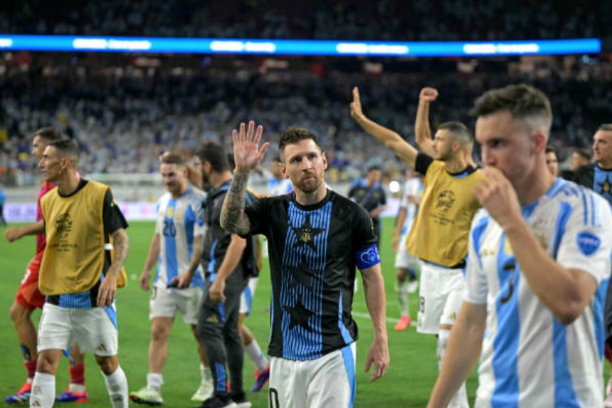 Messi hỏng pen, Ecuador vẫn gục ngã trên chấm luân lưu trước Argentina
