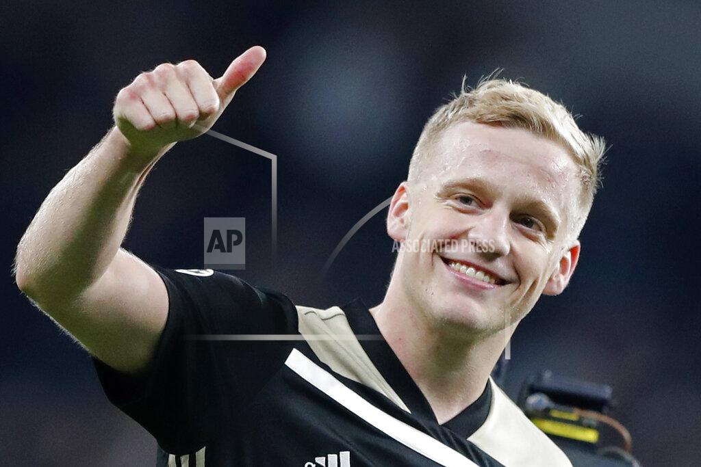 Ảnh bài viết NÓNG! Girona sắp kiểm tra y tế với Van de Beek