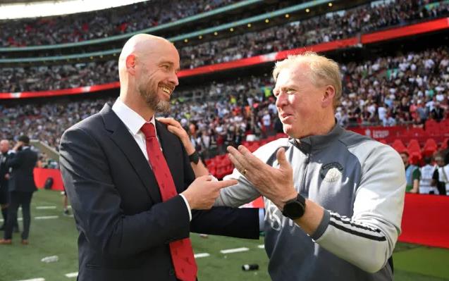 Ten Hag phá vỡ im lặng sau sự ra đi của Steve McClaren