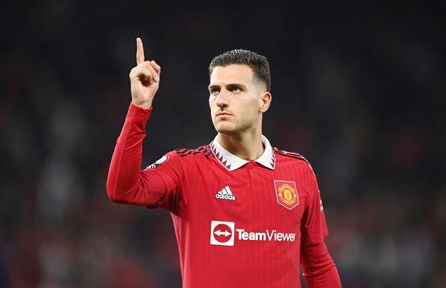 Ảnh bài viết Real Madrid bất ngờ quan tâm hậu vệ Diogo Dalot