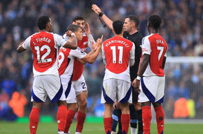 Ảnh bài viết Chris Sutton bất an khi nói về Arsenal