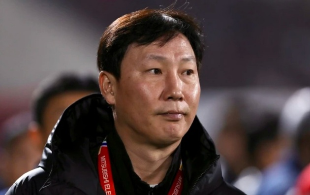 Sau AFF Cup, những ngọn núi nào đang chờ HLV Kim Sang-sik?