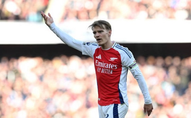 Chuyên gia Sky Sports: Odegaard chơi kém hiệu quả, thường xuyên làm chậm nhịp độ