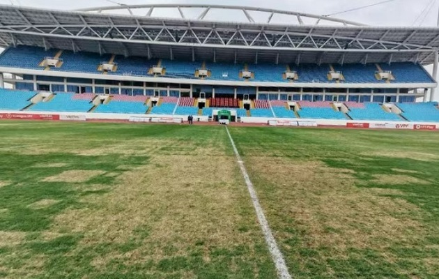 Sân Mỹ Đình hỏng nặng: Các đội bóng V-League than trời