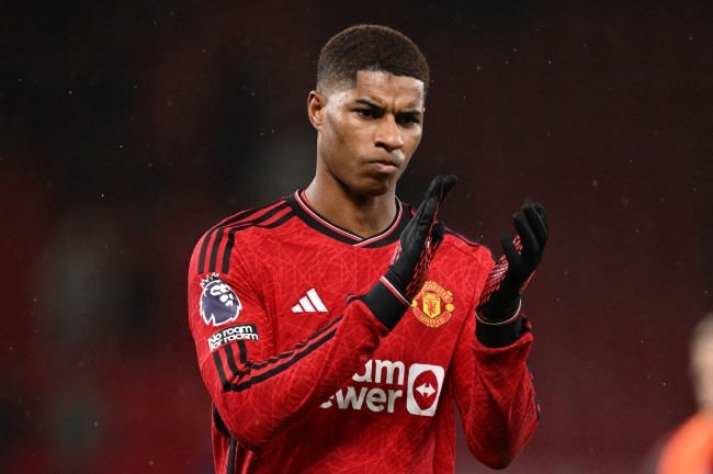 Rashford thực hiện động thái bên ngoài sân cỏ - Bóng Đá