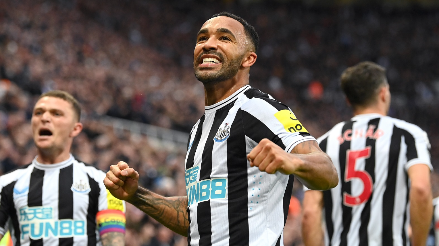 Callum Wilson rất "mắn bàn" khi vào sân từ băng ghế dự bị.