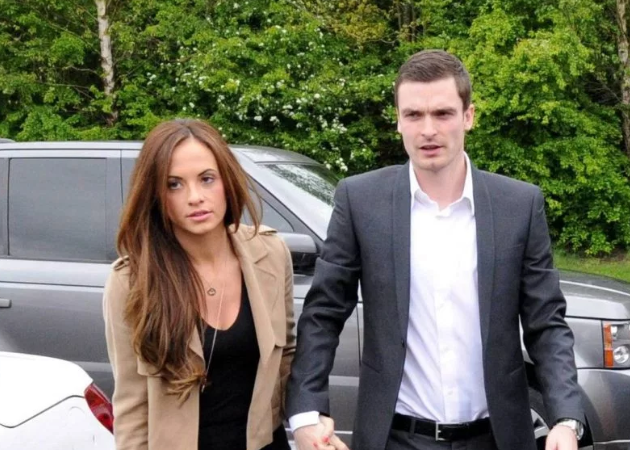 Sau án tù, Adam Johnson thường xuyên ghé nhà bạn gái cũ - Bóng Đá