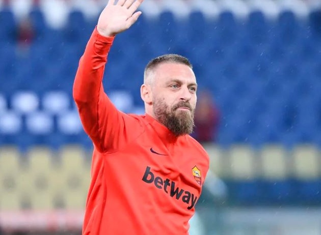 Romanista nghẹn ngào trong ngày từ biệt De Rossi - Bóng Đá