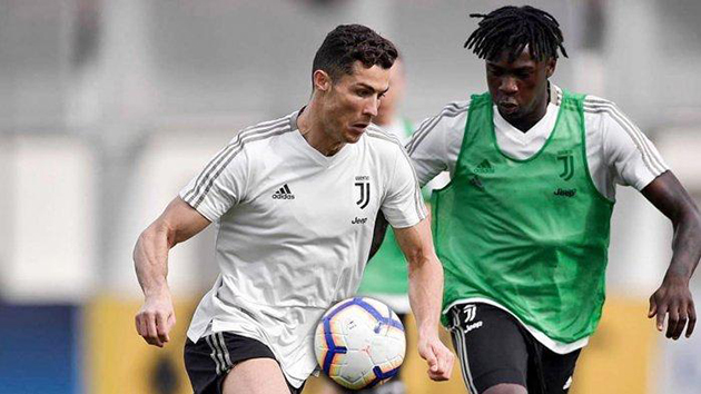 XONG! Moise Kean chốt tương lai tại Juventus - Bóng Đá